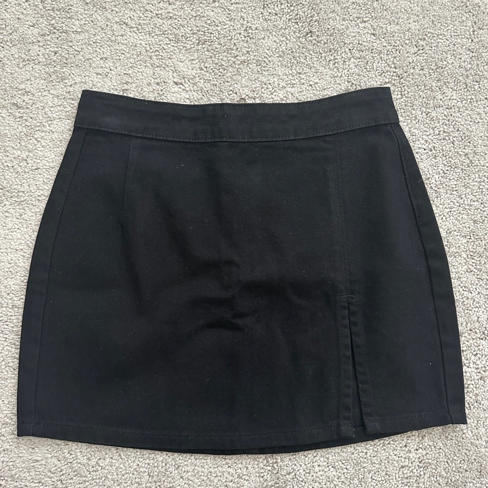 The Lola Mini Skirt Black. Lioness. Princess Polly
